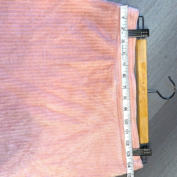 Velvet Ribbed Mini Skirt - Picture 2 of 4